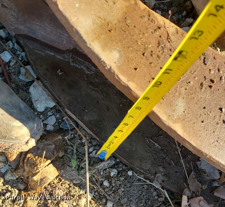 image for item MJ9497 (3) backhoe buckets