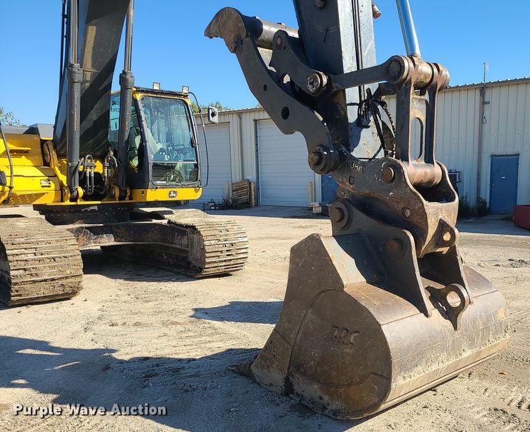 image for item MJ9499 2014 John Deere 350G LC  excavator