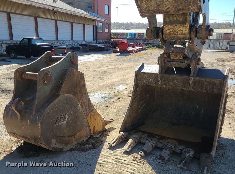 image for item MJ9499 2014 John Deere 350G LC  excavator