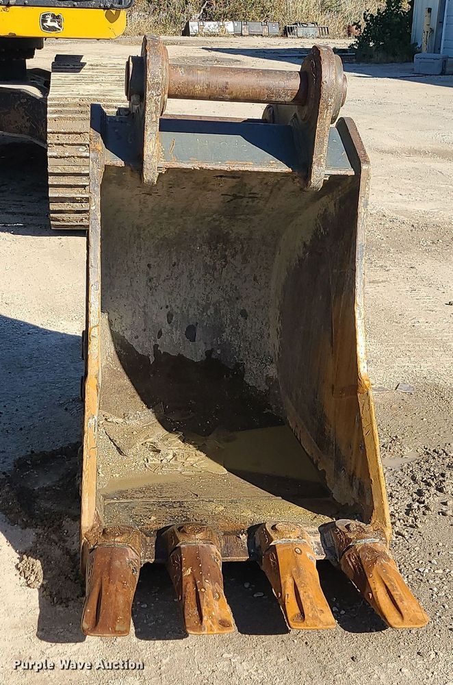 image for item MJ9499 2014 John Deere 350G LC  excavator