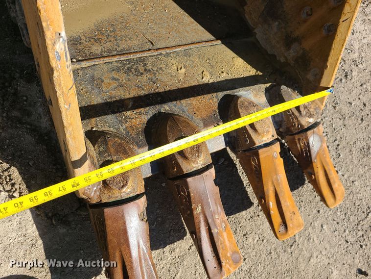 image for item MJ9499 2014 John Deere 350G LC  excavator