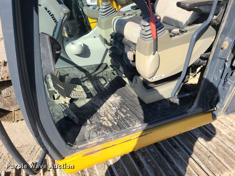 image for item MJ9499 2014 John Deere 350G LC  excavator