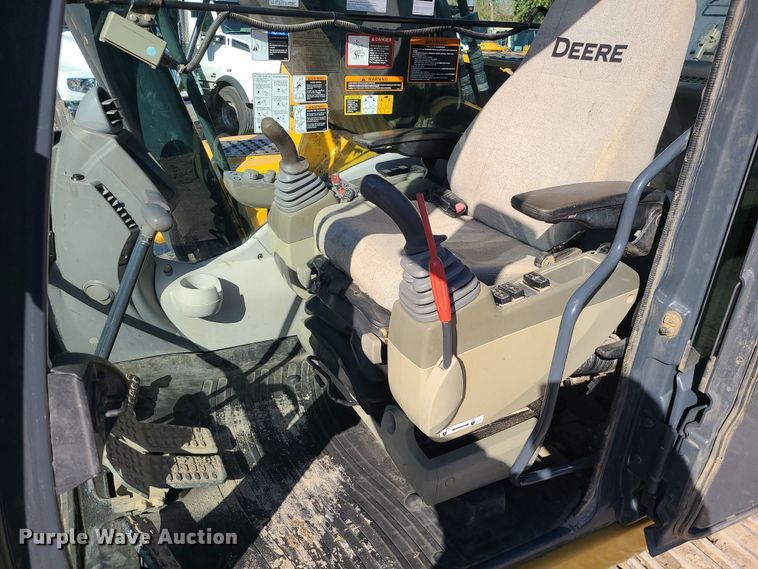 image for item MJ9499 2014 John Deere 350G LC  excavator