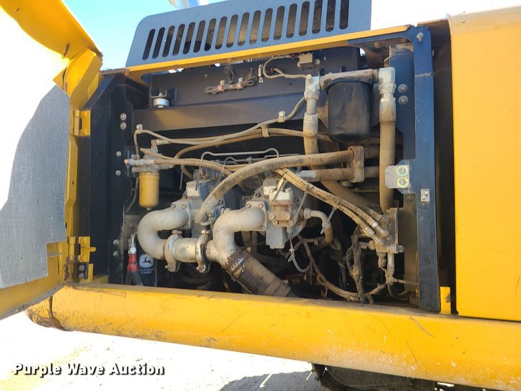 image for item MJ9499 2014 John Deere 350G LC  excavator