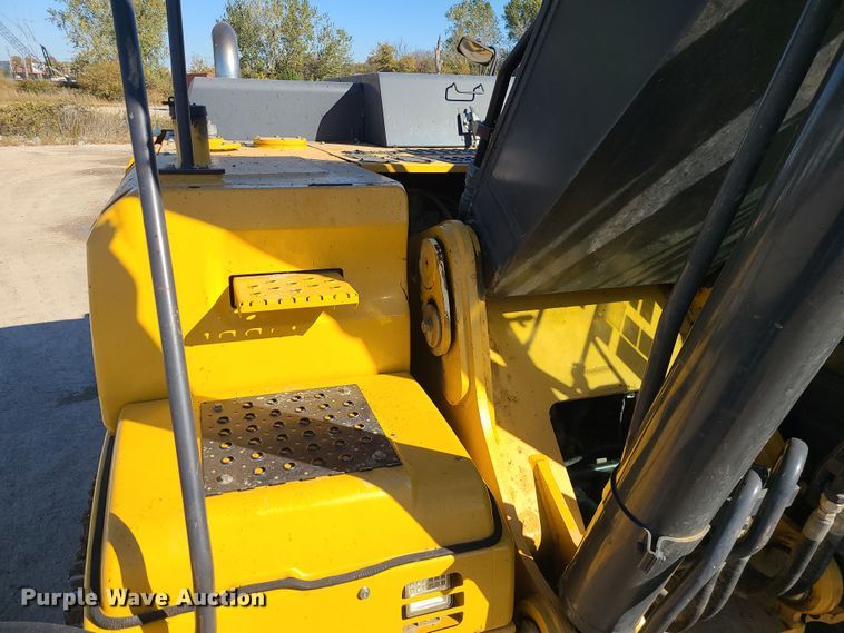 image for item MJ9499 2014 John Deere 350G LC  excavator