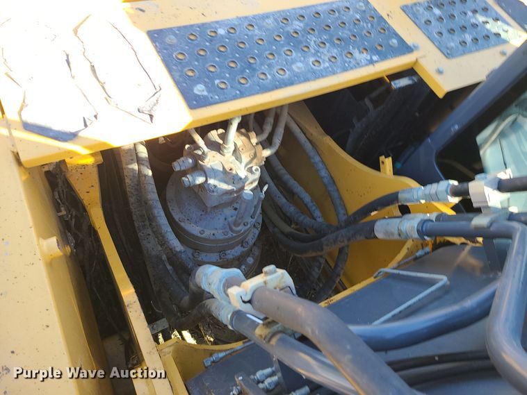 image for item MJ9499 2014 John Deere 350G LC  excavator