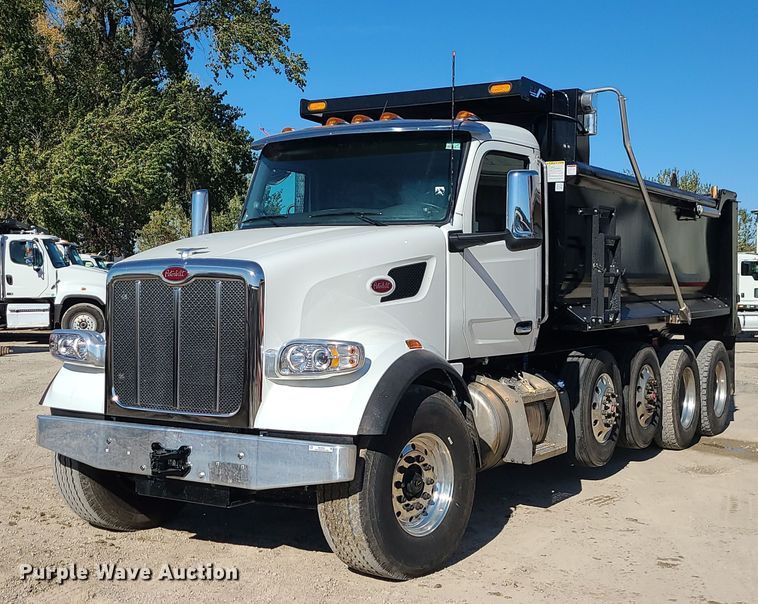 image for item MJ9502 2023 Peterbilt 567  dump truck