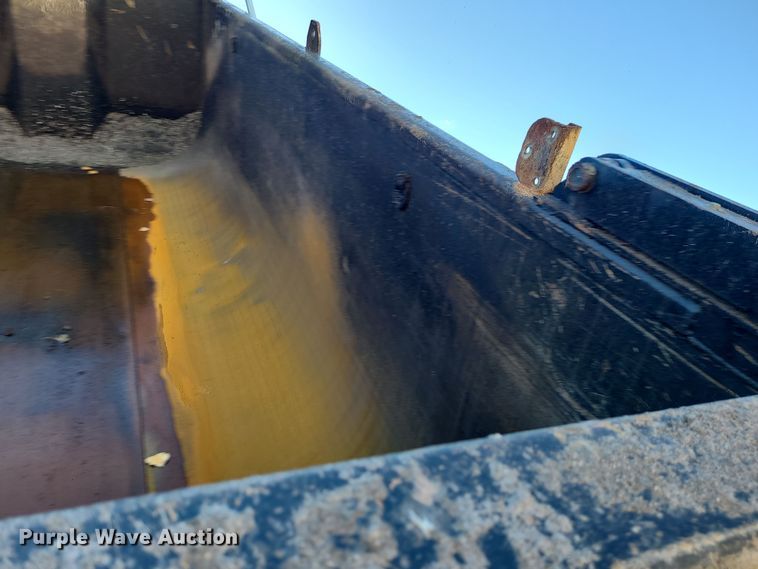 image for item MJ9502 2023 Peterbilt 567  dump truck