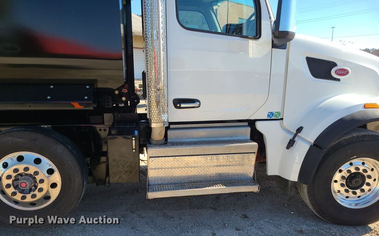 image for item MJ9502 2023 Peterbilt 567  dump truck