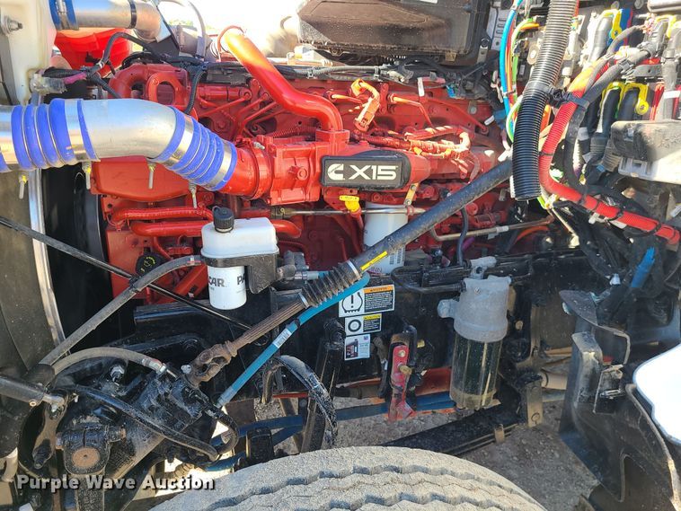 image for item MJ9502 2023 Peterbilt 567  dump truck