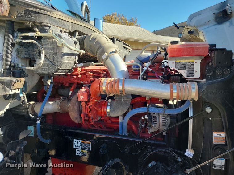 image for item MJ9502 2023 Peterbilt 567  dump truck