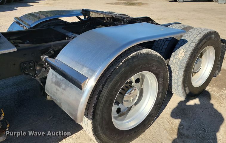 image for item MJ9509 2006 Kenworth W900  semi truck