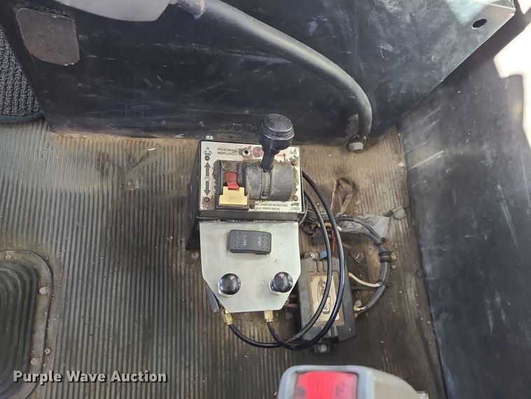 image for item MJ9509 2006 Kenworth W900  semi truck