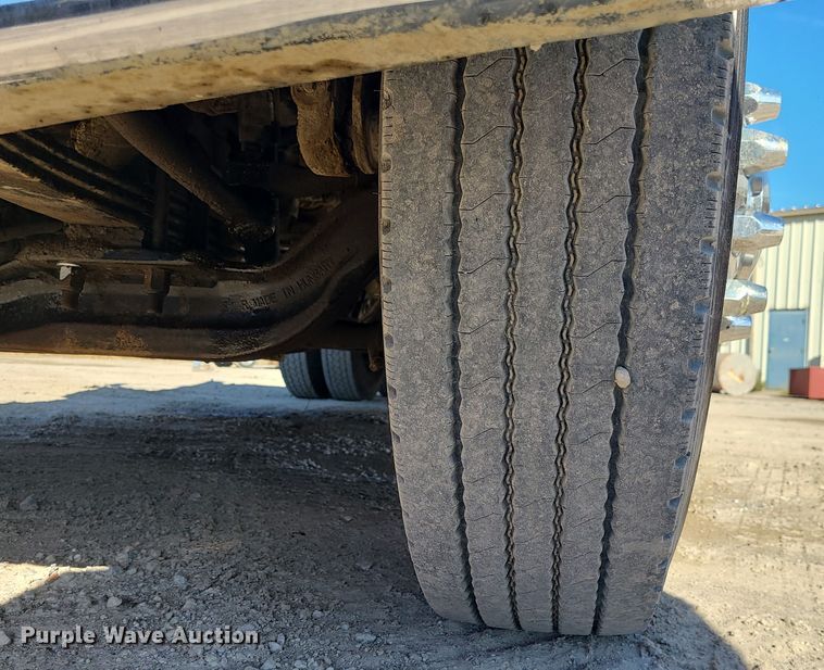 image for item MJ9509 2006 Kenworth W900  semi truck