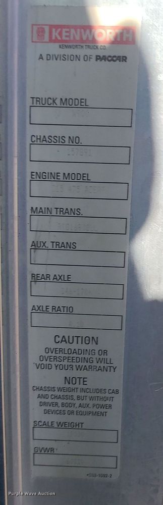 image for item MJ9509 2006 Kenworth W900  semi truck