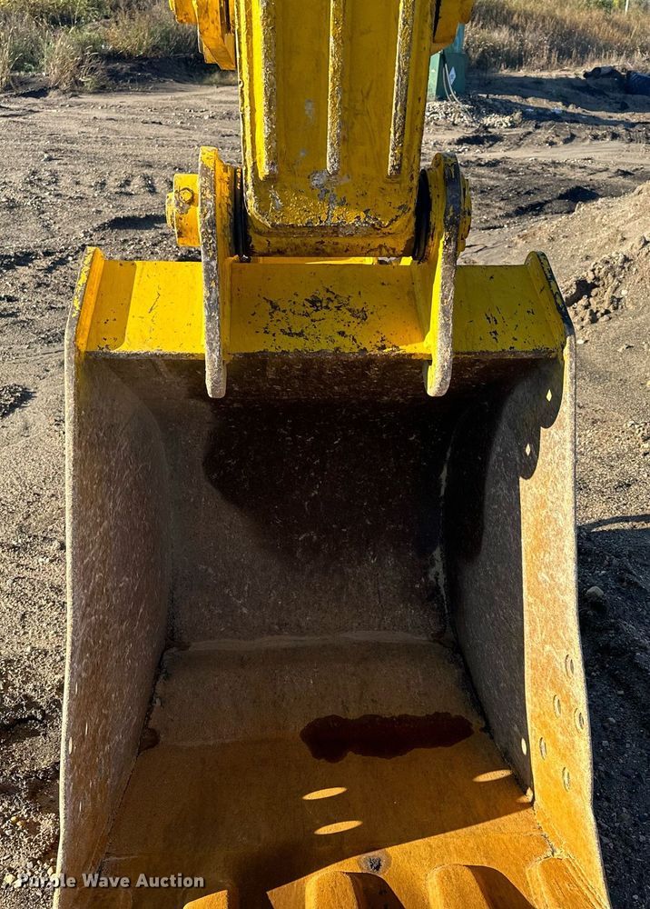 image for item MQ9491 Kobelco SK160LC  excavator