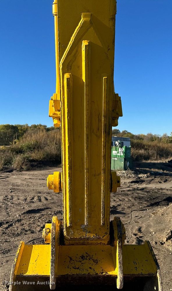 image for item MQ9491 Kobelco SK160LC  excavator