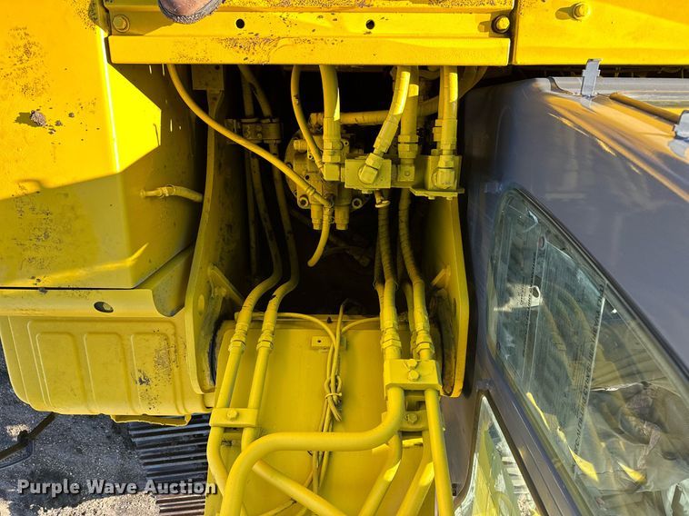 image for item MQ9491 Kobelco SK160LC  excavator