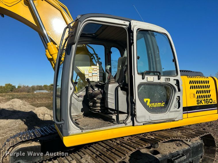 image for item MQ9491 Kobelco SK160LC  excavator