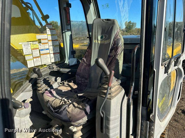 image for item MQ9491 Kobelco SK160LC  excavator