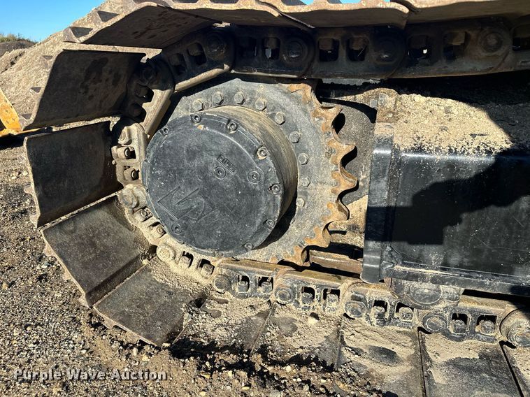 image for item MQ9491 Kobelco SK160LC  excavator