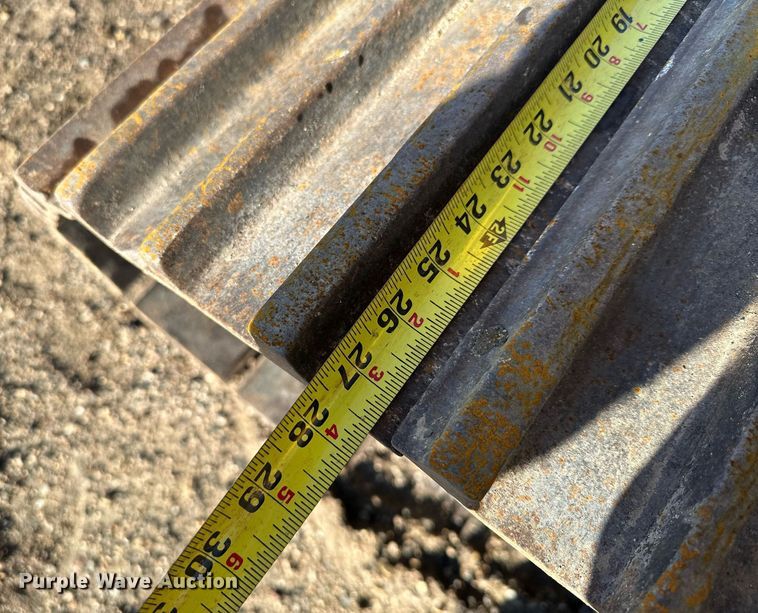 image for item MQ9491 Kobelco SK160LC  excavator