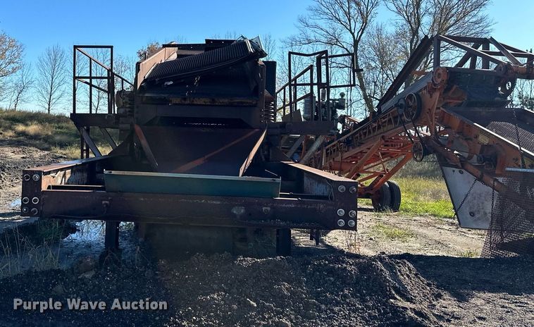 image for item MQ9494 Smith Engineering Works  screening plant