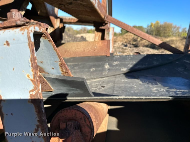 image for item MQ9494 Smith Engineering Works  screening plant