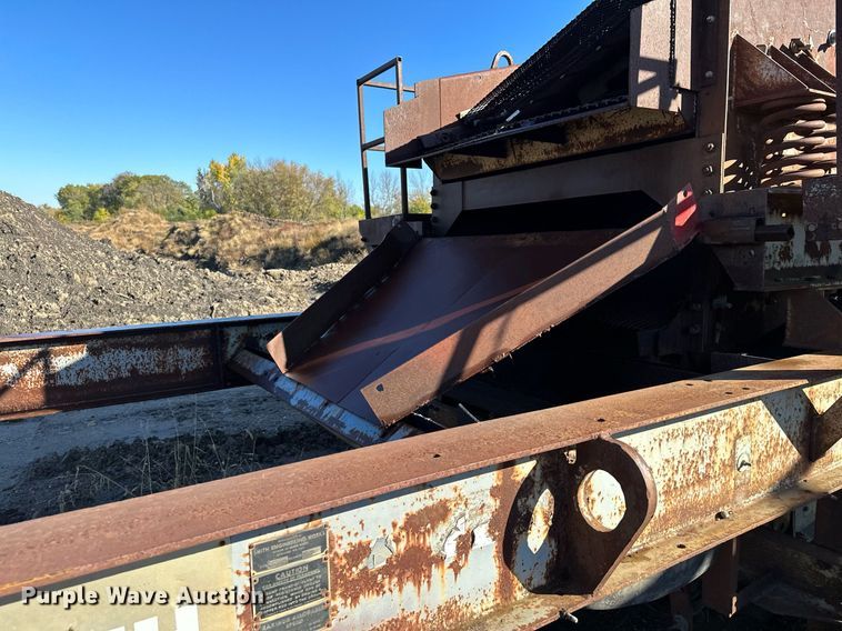 image for item MQ9494 Smith Engineering Works  screening plant