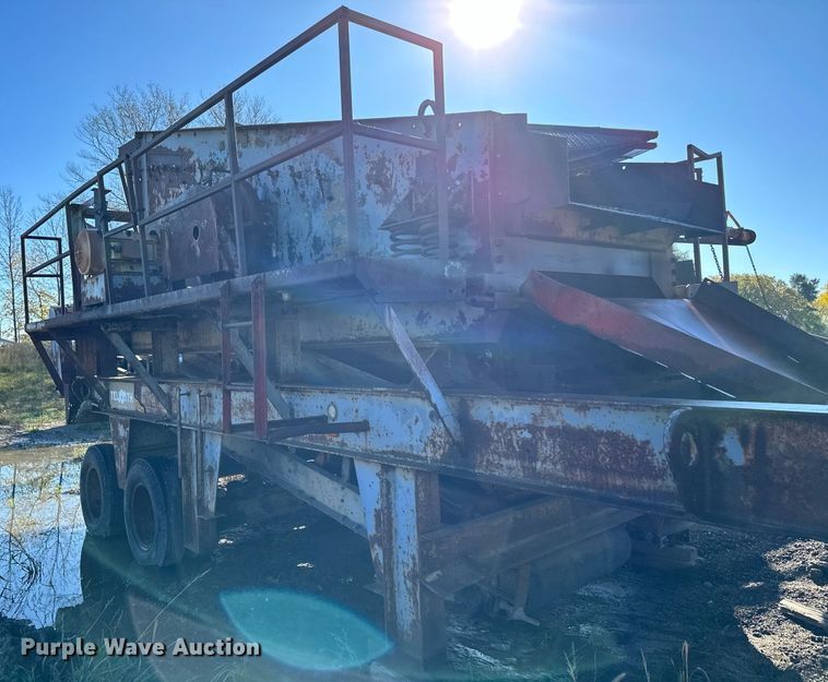 image for item MQ9494 Smith Engineering Works  screening plant