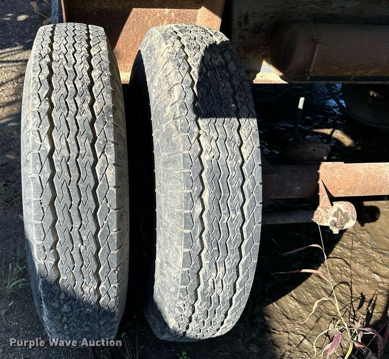 image for item MQ9494 Smith Engineering Works  screening plant