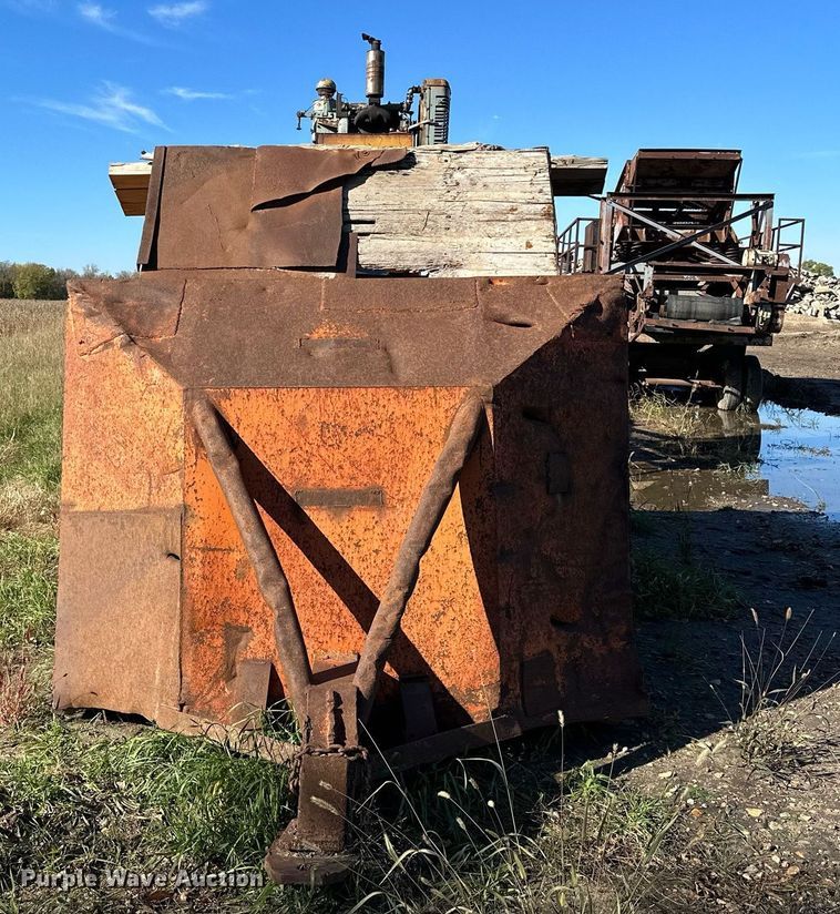 image for item MQ9495 Kohlberg 1D-6012  dozer trap conveyor