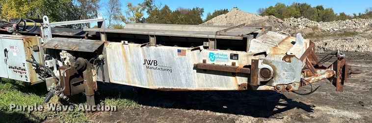 image for item MQ9496 2013 JWB 4YSM36X80  stacking conveyor