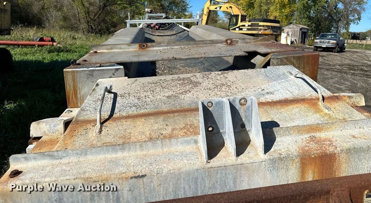 image for item MQ9496 2013 JWB 4YSM36X80  stacking conveyor