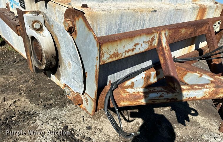 image for item MQ9496 2013 JWB 4YSM36X80  stacking conveyor