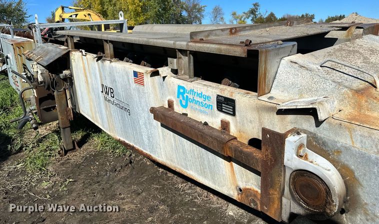 image for item MQ9496 2013 JWB 4YSM36X80  stacking conveyor