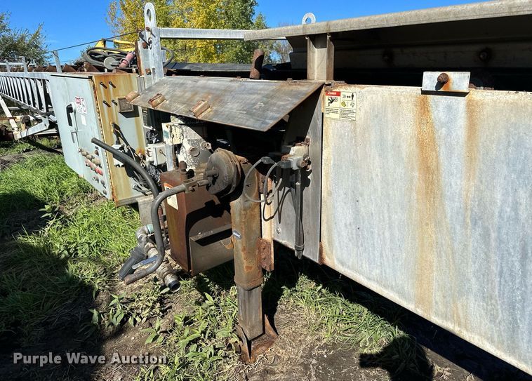 image for item MQ9496 2013 JWB 4YSM36X80  stacking conveyor