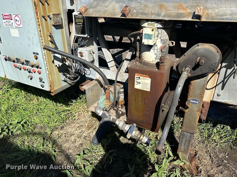 image for item MQ9496 2013 JWB 4YSM36X80  stacking conveyor