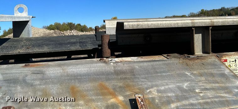 image for item MQ9496 2013 JWB 4YSM36X80  stacking conveyor