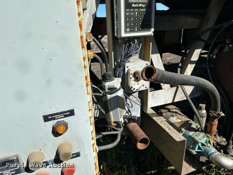 image for item MQ9496 2013 JWB 4YSM36X80  stacking conveyor