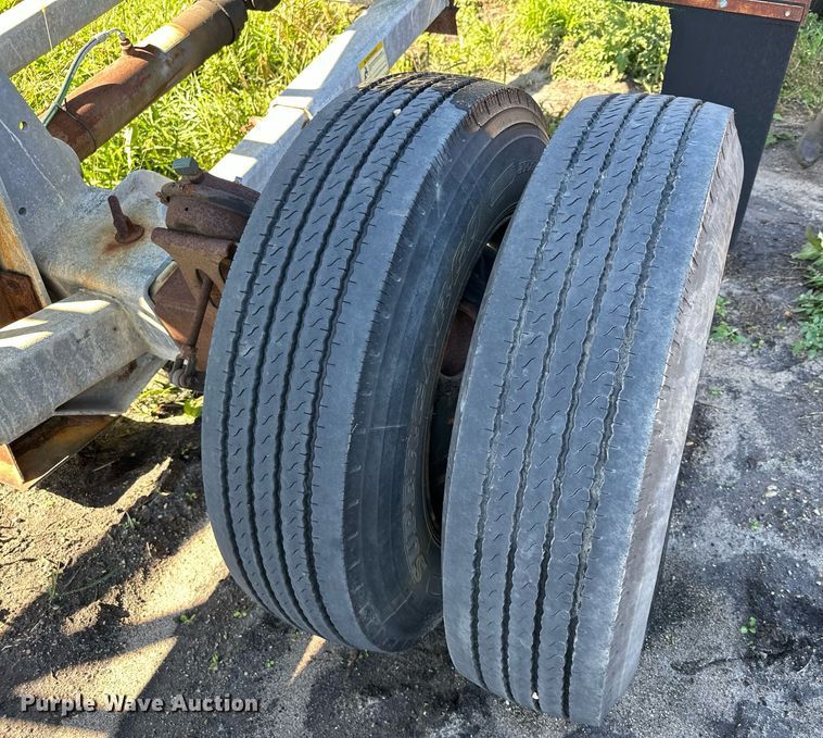 image for item MQ9496 2013 JWB 4YSM36X80  stacking conveyor