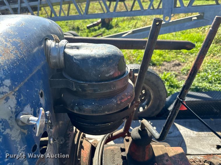 image for item MQ9497 Ford  power unit