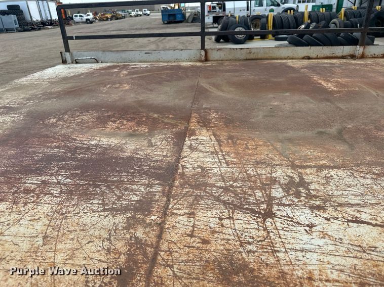 image for item MQ9510 1986  Ford CF6000  flatbed truck