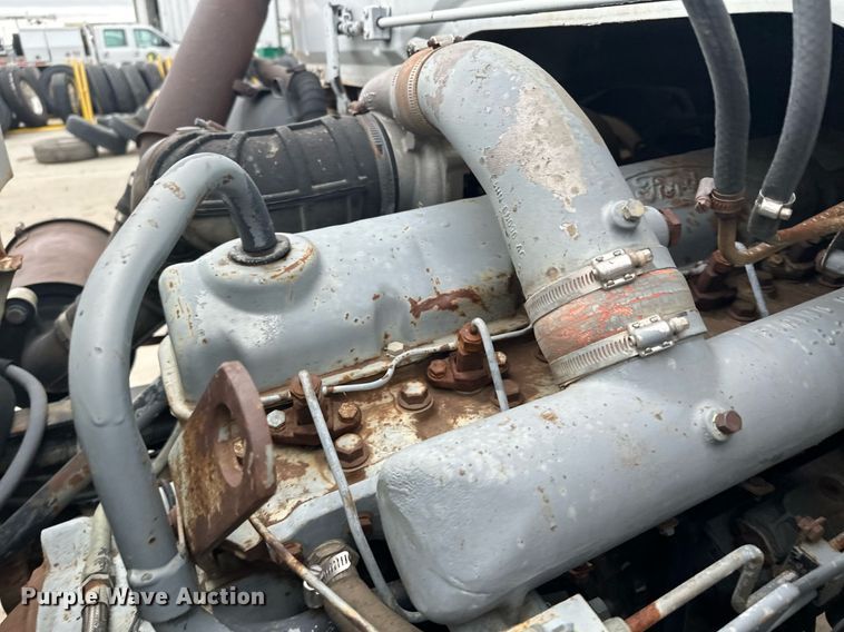 image for item MQ9510 1986  Ford CF6000  flatbed truck