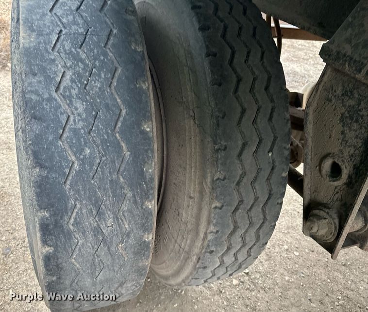 image for item MQ9512 1986 Lode Master G13  end dump pup trailer