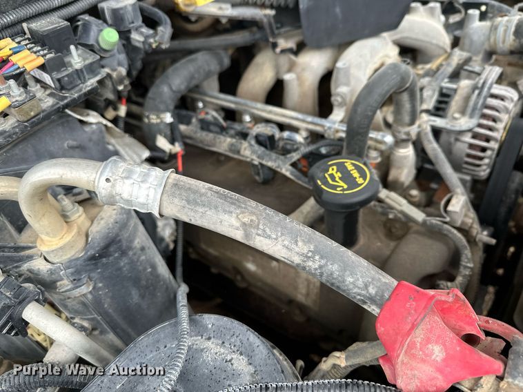 image for item MQ9523 2002 Ford F350  bucket truck