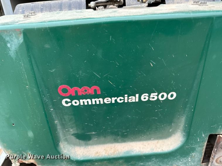 image for item MQ9524 2002 Ford F450 Super Duty  bucket truck