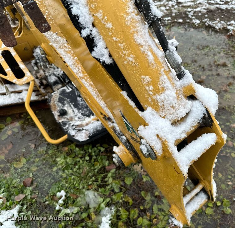 image for item MQ9525 2017 Vermeer B550  backhoe attachment