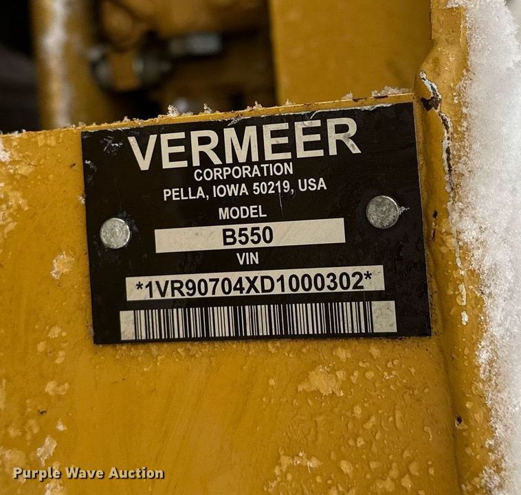 image for item MQ9526 2013 Vermeer B550  backhoe attachment