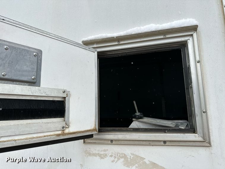 image for item MQ9527 2012 InTech  fiber optic trailer